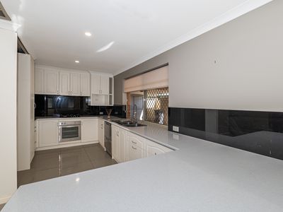 24 Powderbark Bypass, Kenwick