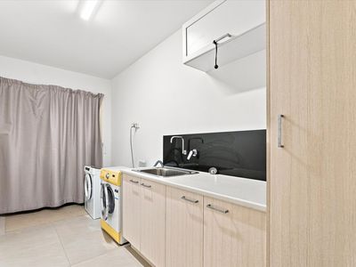 2A UPTON STREET, Altona
