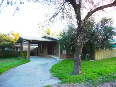 30 Isabel, Corowa