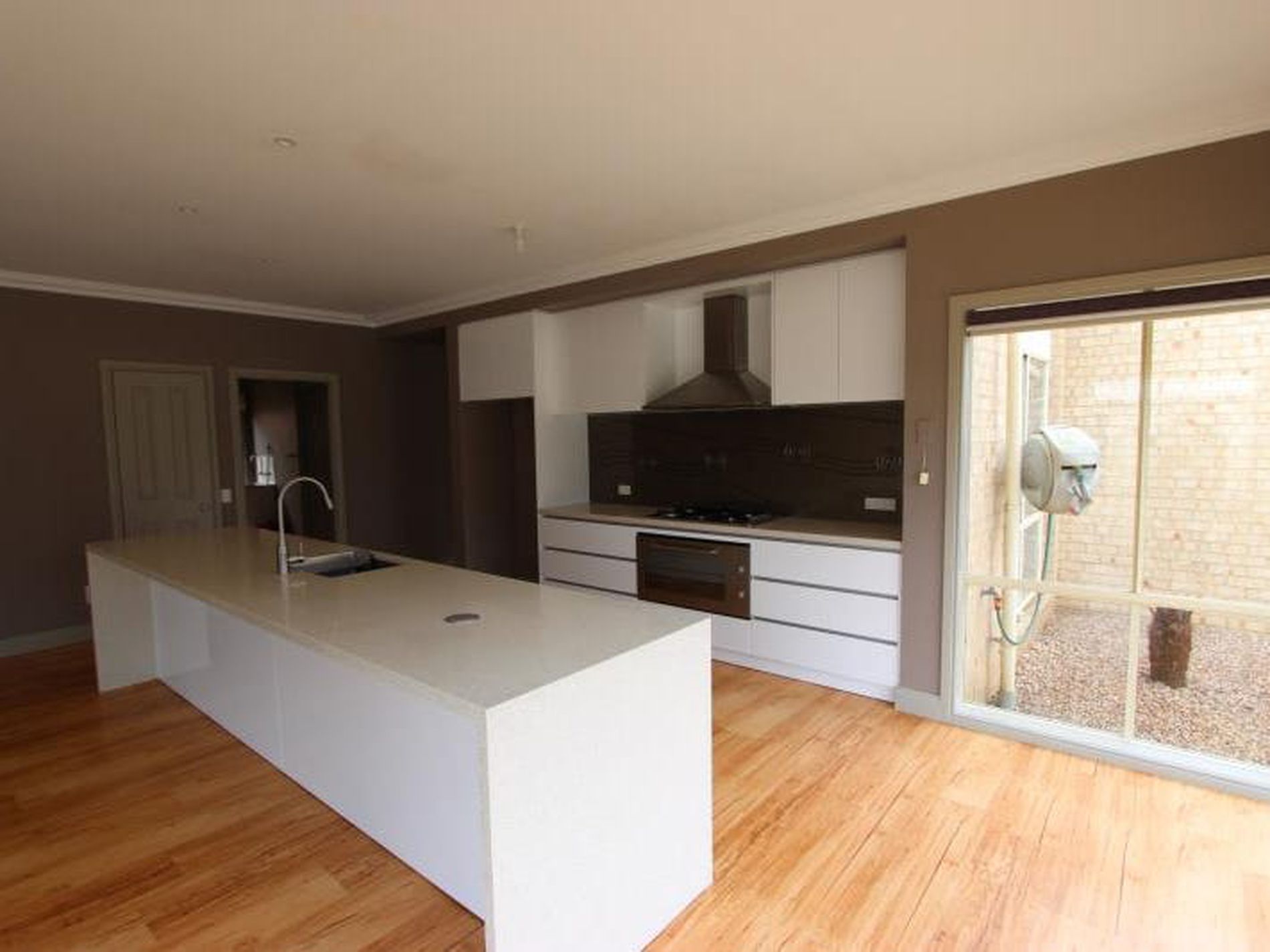 18 Recreation Drive, Leopold