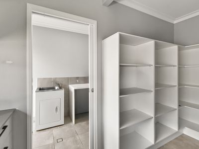 48 HIGHFIELD CIRCUIT, Bentley Park