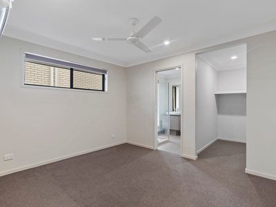5 Miner Crescent, Pallara