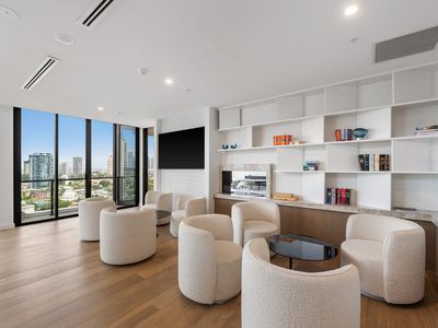 502 / 15 Cannes Avenue, Surfers Paradise