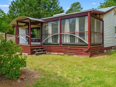 18 Mountain Avenue, Mount Beauty