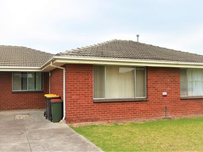 2 / 10-12 Florence Avenue, Clayton
