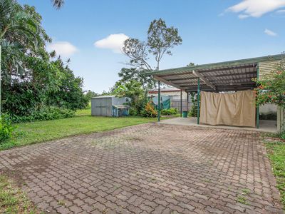 9 Bundesen Avenue, Midge Point
