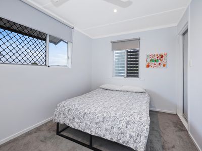 4 Stephanie Street, Rasmussen