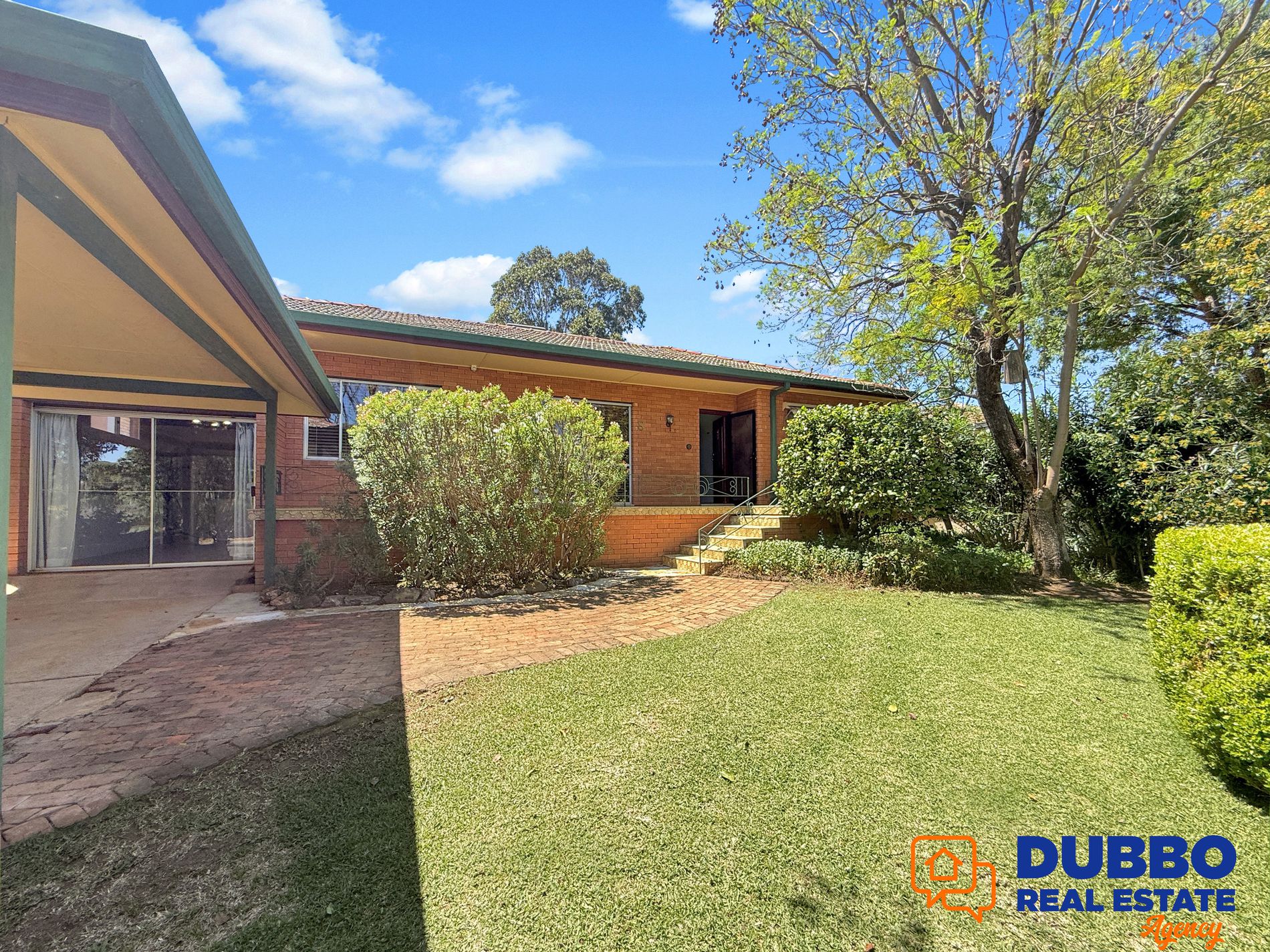 8 Brigalow Avenue, Dubbo