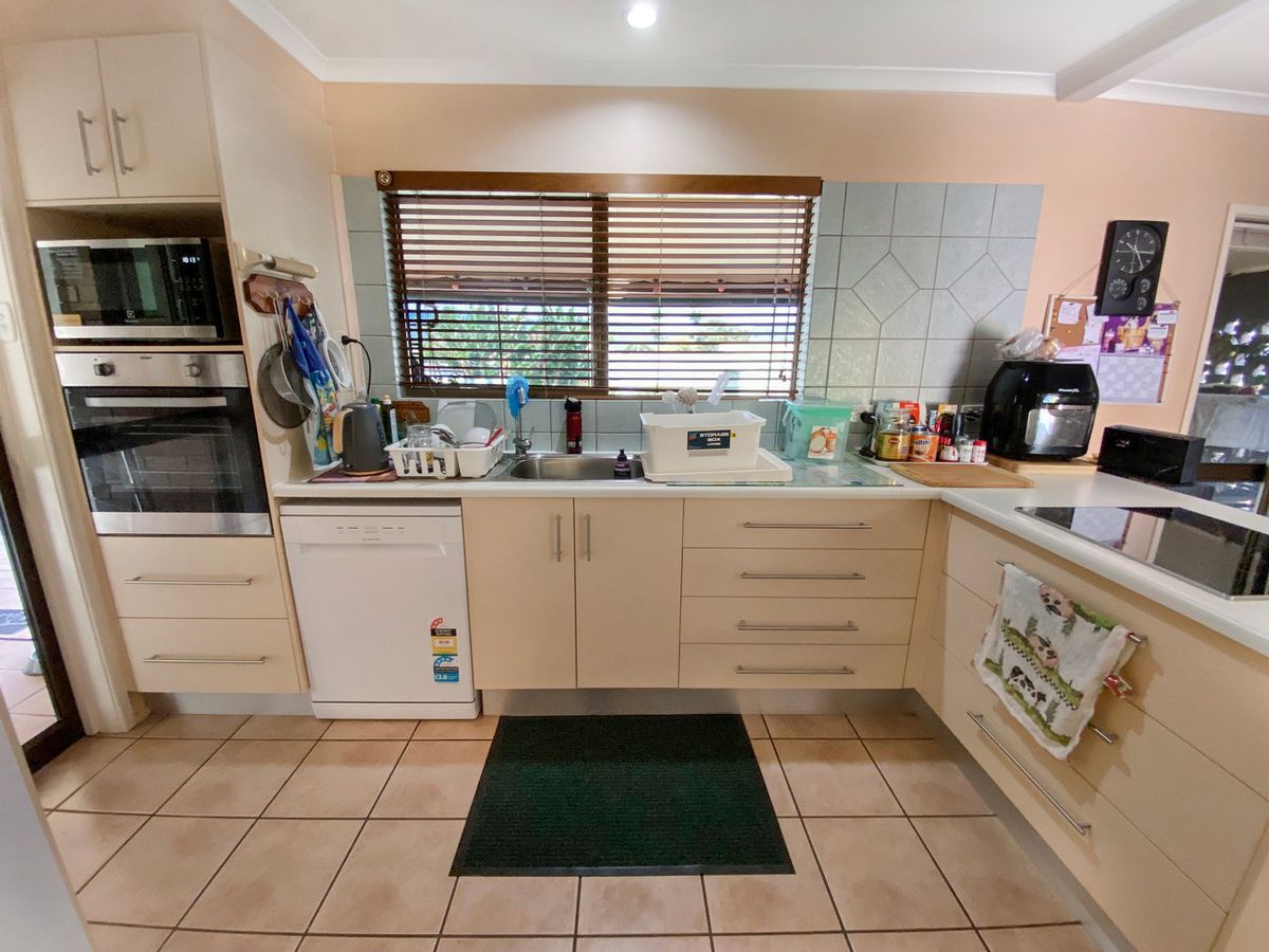 13 Pink Street, Atherton