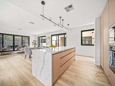 8A Castlereagh Close, Willetton