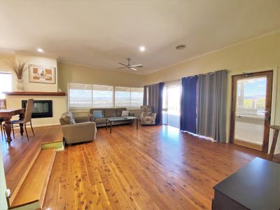 388 Paul Avenue, Lavington