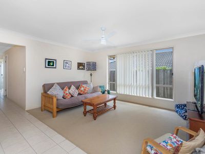 21 Dahlia Crescent, Ormeau