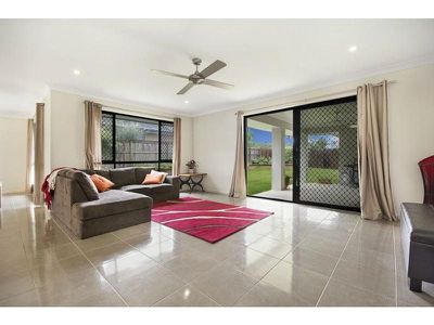 34 Straker Drive, Cooroy