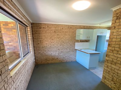 4 / 6 Kehlet Street, Point Vernon