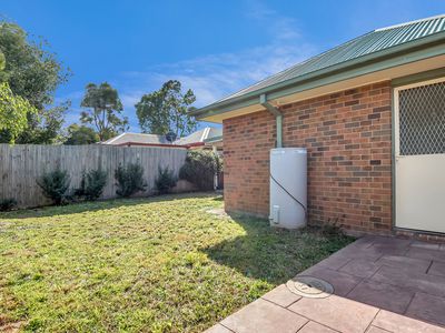 17 Lyrebird Walk, Whittlesea