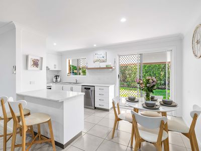 4 Lee Court, Bucasia