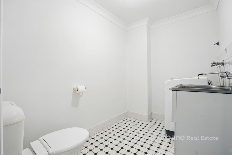 11B Lakewood Drive, Woodcroft