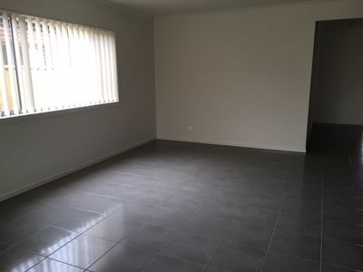 90 Haze Drive, Point Cook