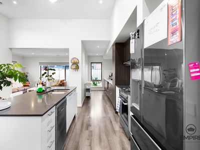 9 Grande Belmond Avenue, Clyde