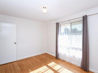 28 Parkway Road, Bibra Lake