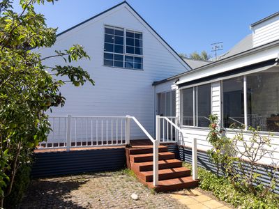 53 Albert Road, Port Fairy