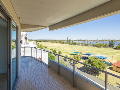 407 / 108 Terrace Road, East Perth