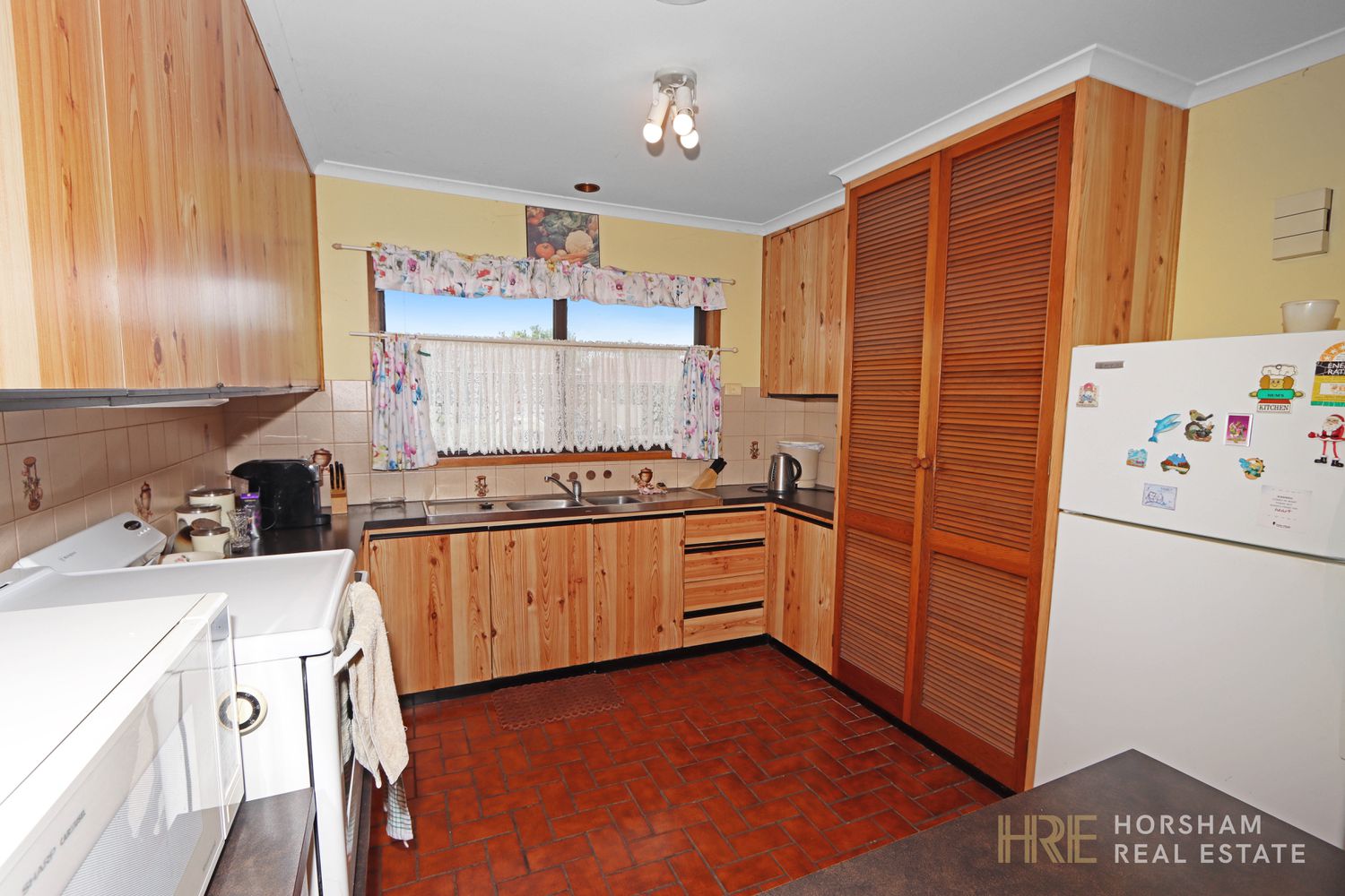 17 Schwarz Avenue, Horsham