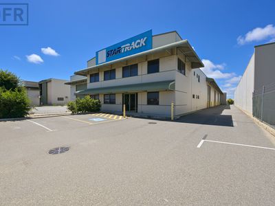 49 Howson Way, Bibra Lake