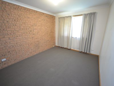 1-3 / 22 Barton Street, Parkes