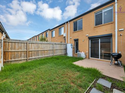 14 Amboy Walk, Point Cook