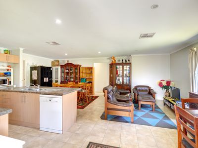 11 Henry Moss Court, Murray Bridge