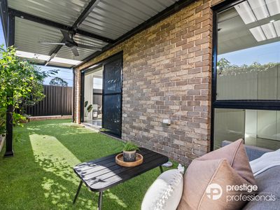 4 / 40 Bungarra Crescent, Chipping Norton