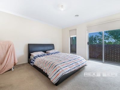 78 Mannavue Boulevard, Cranbourne North