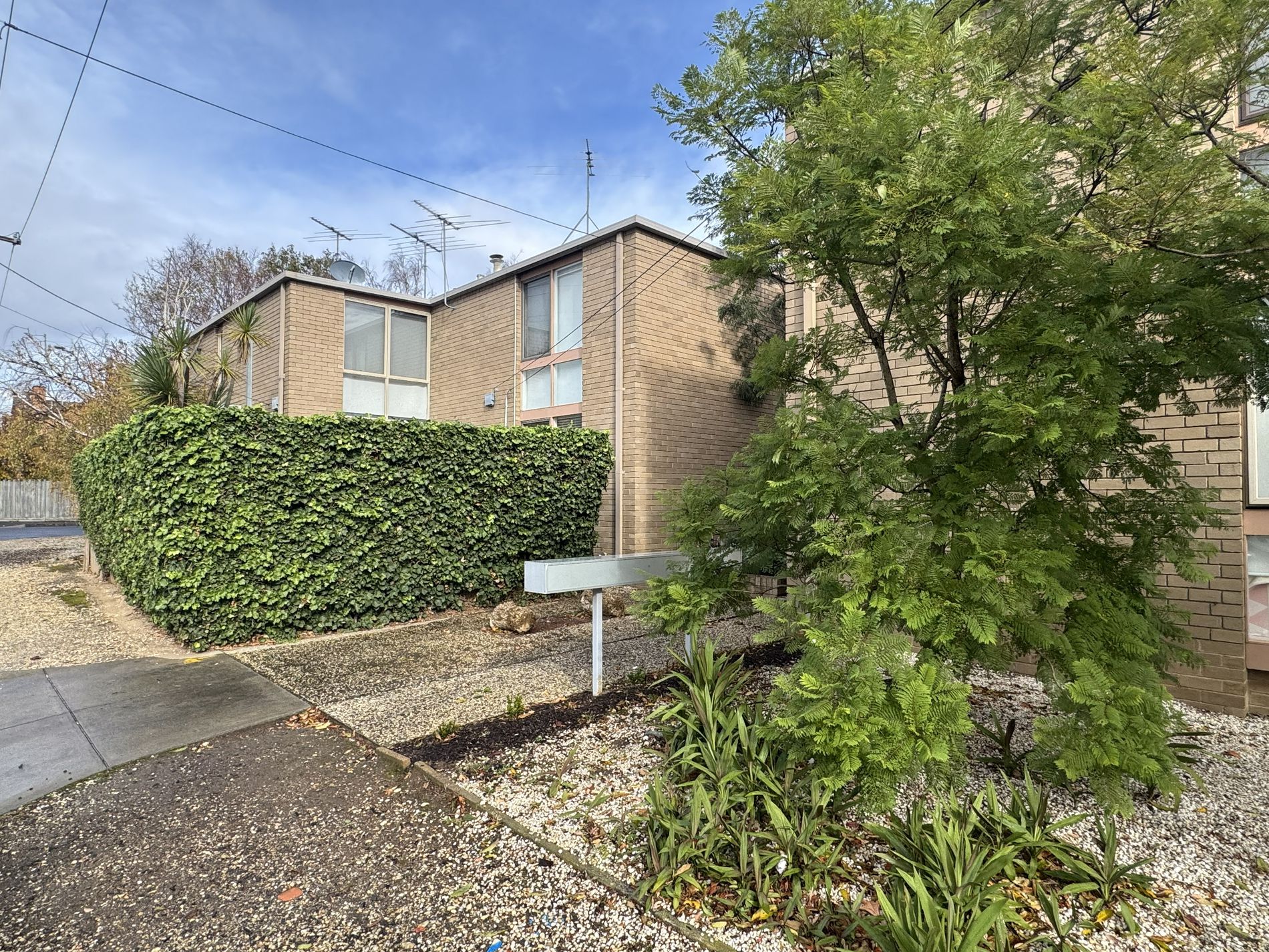 4 / 2 Aphrasia Street, Newtown