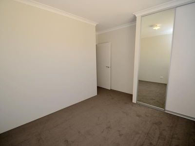 2 / 203 William Street, Beckenham