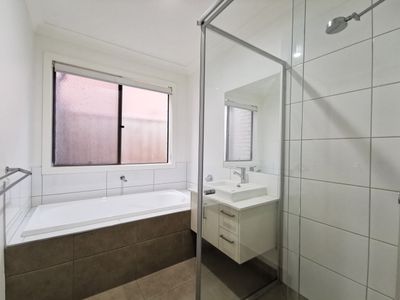 7 Smile Crescent, Wyndham Vale