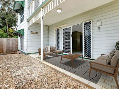 2 / 9 Varese Street, Woree