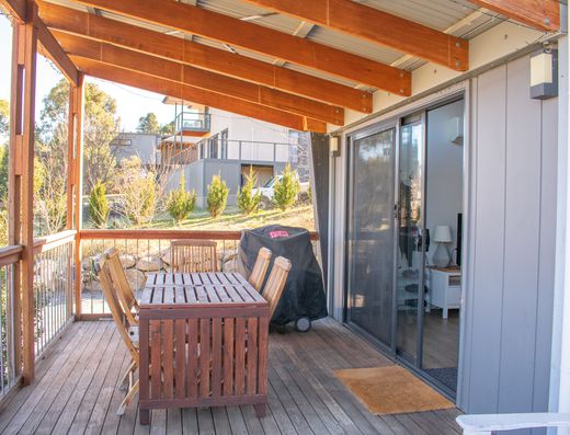 East Jindabyne Two Bedroom Villa Duplex - long term rental offered