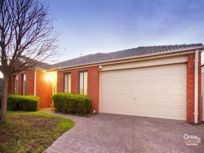 46 Silver Creek Drive, Lynbrook