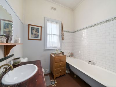 120 Shanks Lane, Boorolite