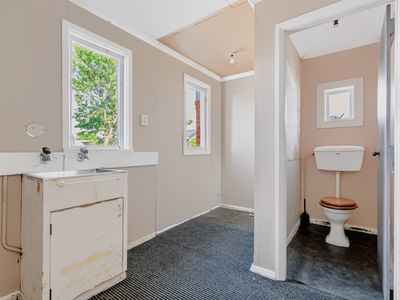 56 Centennial Avenue, Milton