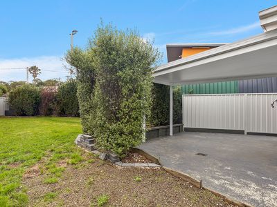 1 Kingston Street, Oak Flats