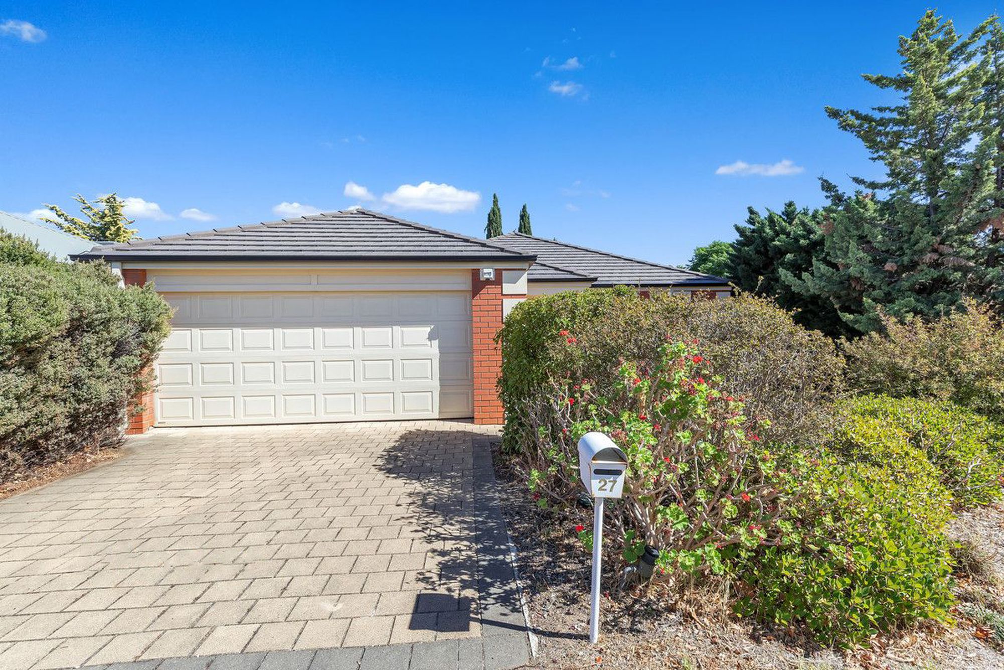 27 Meadowbank Terrace, Northgate