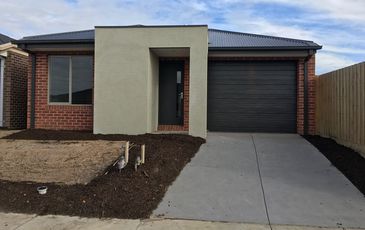 17 Egerton Street, Officer