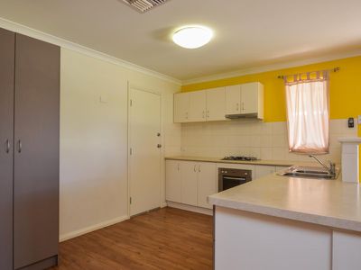 31 Paddington Drive, Hannans