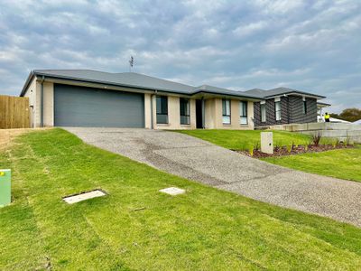 16 Melanie St, Cotswold Hills