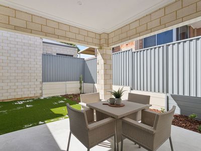 11A Canara Road, Westminster