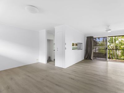 12 / 23 Augustus Street, Toowong