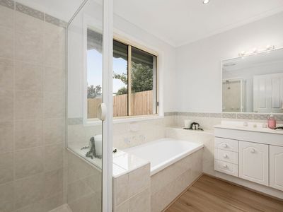 2 Tobias Ct, Carrum Downs