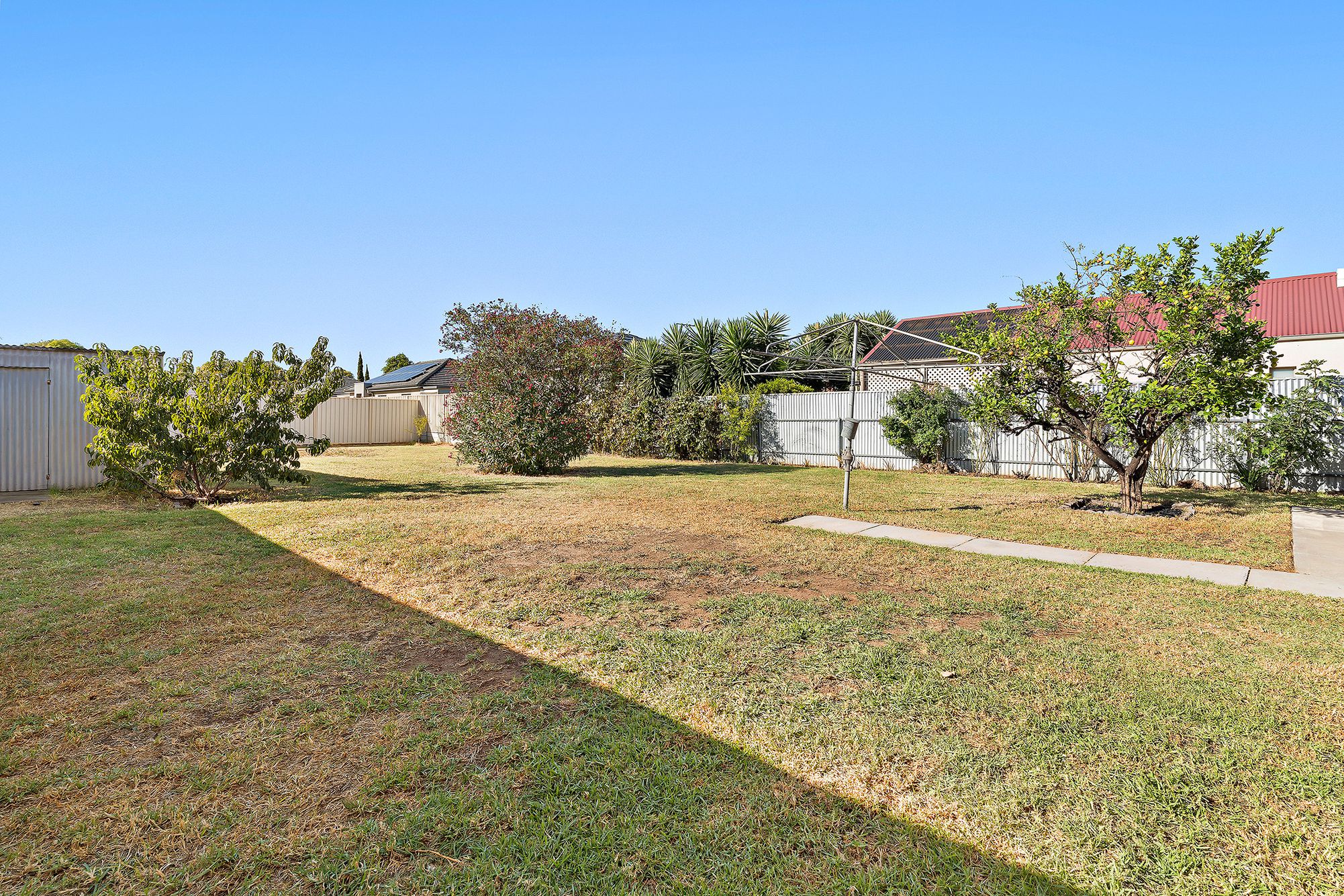 13 Press Road, Brooklyn Park